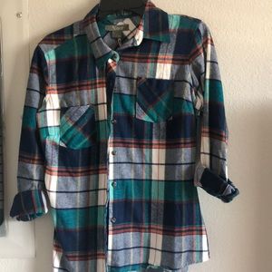 Women’s plaid shirt
